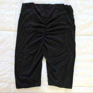 scrunched biker shorts